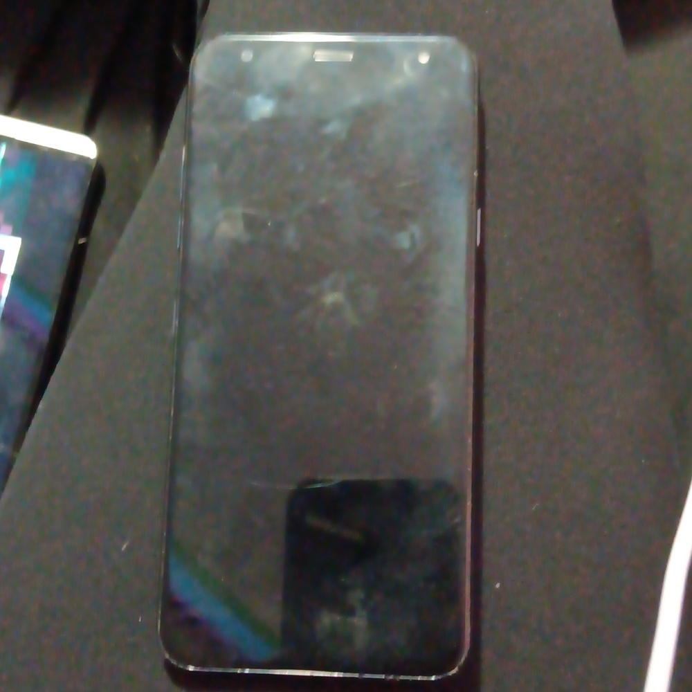 I need money and this phone doesn't work
